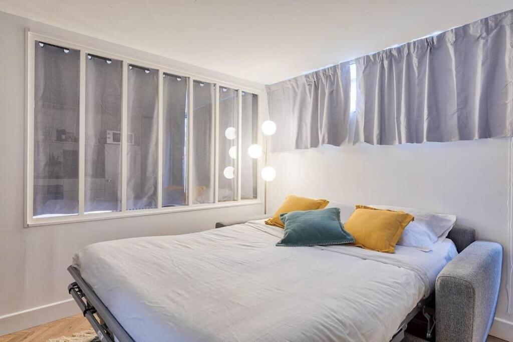 Appartement Proche Arc Triomphe 4P パリ エクステリア 写真